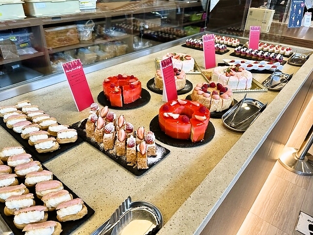 向山製作所大玉ベース（OTAMA BASE） - 本宮（パン）の写真