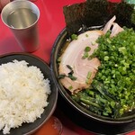 王道家直系 IEKEI TOKYO - 