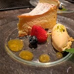 LE BISTRO - スフレチーズケーキ