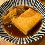 肉豆冨とレモンサワー 大衆食堂 安べゑ - 肉豆冨（黒）（438円）