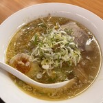 四季紅 - 魚介塩ラーメン