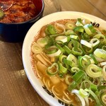 ら～めん山家 - Bセット 豚骨しょうゆ　ミニ豚丼