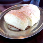 ラ・ポルタブルー - 自家製パン