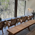 レヴォ - ウェイティングスペース