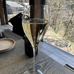 レヴォ - 富山産。