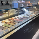 STAR JEWELRY CAFE & Chocolatier - 