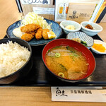 魚坐 三宮海鮮酒場 - カキフライ定食 780円