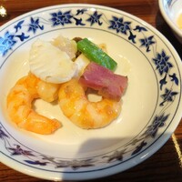 横浜中華街 重慶飯店 本館 - 