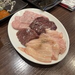ホルモン焼肉・盛岡冷麺 道 - 