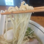 ハレとケ RAMEN RESTAURANT - うどん粉配合でプルモチな手揉み太麺(*´﹃｀*)