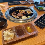 Shiawaseno Yakiniku Tabehoudai Kamimura Bokujou - 