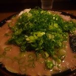 ねぎ特別多目、スープ熱々