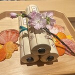 銀座 しのはら - ヒオウギ貝をちりばめて精霊会を表現