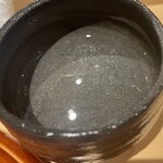 銀座 しのはら - 夫の選んだ酒碗　中がキラキラしてる