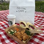 CRYSTAL CAFE - スタバはついてません。