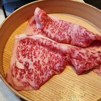 しゃぶしゃぶ 山笑ふ 銀座店 - 一枚食べてもうた(泣)