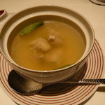 メゾン・ド・ユーロン - ２．大山鶏と朝鮮人参の滋養スープ　2014.2.1x