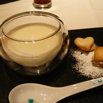 メゾン・ド・ユーロン - ８．本日のスイーツ（杏仁豆腐）　2014.2.1x