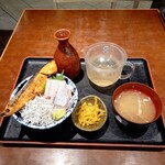 Ichiyaboshi To Kaisendon Dekitateya - とろにしんと銀鮭しらす丼 1080円