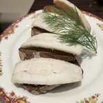 Cafe RUSSIA - サーロ＆黒パン