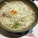 とんかつ食房 厚○ - キャベツ