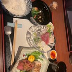 座屋 - 座屋御膳① まだ料理はありますよ