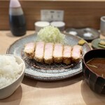 tonkatsu.jp - 上ロースかつ定食(くるみとん)