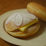Krispy Kreme Doughnuts - クリスピー・クリーム・プレミアム 名古屋 桜あんバター