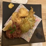 新鮮な魚と大分名物とり天が自慢の居酒屋 みどり屋 - 