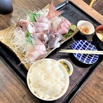 福浦漁港 みなと食堂 - 