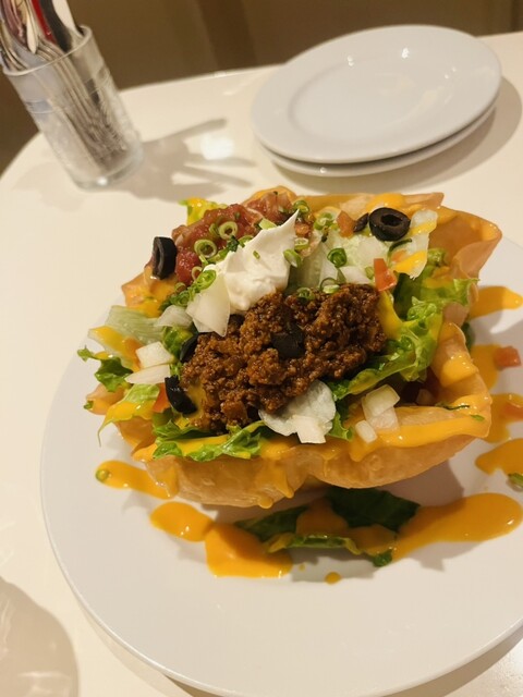 MKY American Restaurant &amp; Bar