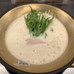 名もなきラーメン - 濃厚鶏白湯ラーメン✌︎('ω')✌︎