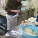 学 - (2014年2月再訪)ボクの料理を製作中だ！