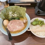 Yokohama Iekei Ramen Samurai - 