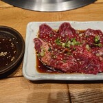 神戸牛焼肉&生タン料理 舌賛 - 