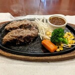 からだ想いの肉ダイニング鉄重 - 牛ハンバーグ（デミグラスソース）