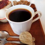 デン - ◯コーヒー
苦み、酸味、共に普通な味わい