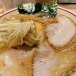 Gyoku Aka Zonae - 豚鶏中華そば 並盛り 900円(税込)