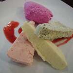 オステリア・アンゴリーノ - アイス