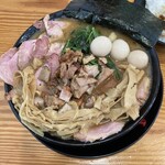 横浜家系ラーメン 伯耆家 - 料理写真: