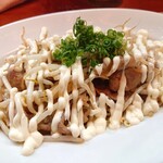 明石家 - 豚にんにくマヨ炒め748円