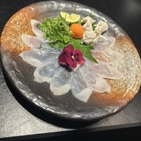 泳ぎとらふぐ活蟹料理 あじ平 曽根崎 - 