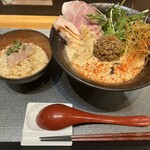 鯛担麺専門店 抱きしめ鯛 - 