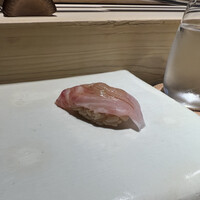 鮨m - 