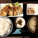 Nihombashi Uo Ki - 日替わりランチ：揚げ鶏と野菜のソースかけ