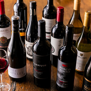 Over 20 types! Wines carefully selected by sommeliers to go perfectly with food