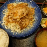 とんぼ - 生姜焼き定食