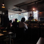 肉山 - 予約で満席