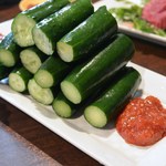 肉山 - キューリ