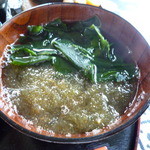 四季の花 - とろろ昆布のお味噌汁